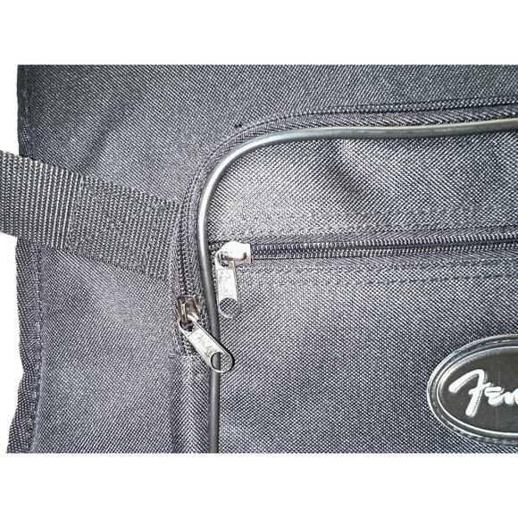 Fender Acoustic Guitar Gig Bag – Padded Case with Shoulder Straps & Front Pocket - Picture 7 of 11